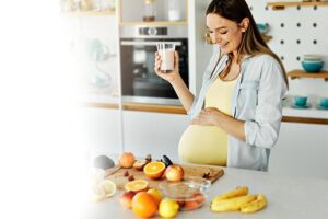 Czego unikać w diecie ciężarnej: jak zadbać o zdrowie swoje i dziecka?