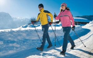 Nordic walking i odpowiednia dieta – klucz do zdrowia i wymarzonej sylwetki